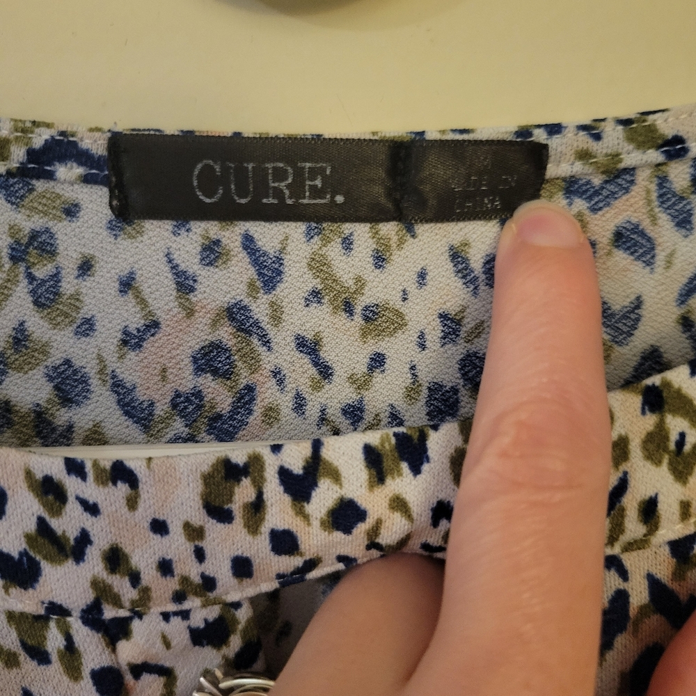 Blouse - Picture 2 of 4